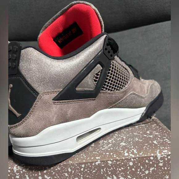 Air Jordan 4 Retro Taupe Haze/ Infrared 23 - Picture 5 of 6